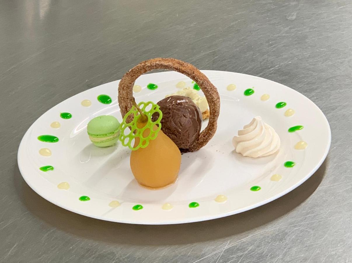 Hotel Restaurant Emshorn Oberems Esterno foto