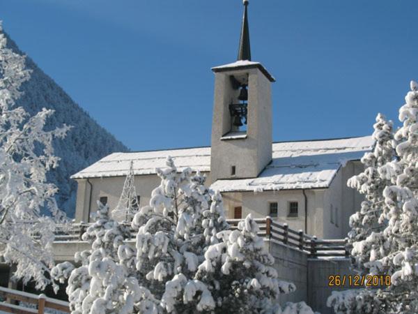 Hotel Restaurant Emshorn Oberems Esterno foto