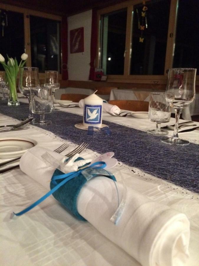 Hotel Restaurant Emshorn Oberems Esterno foto